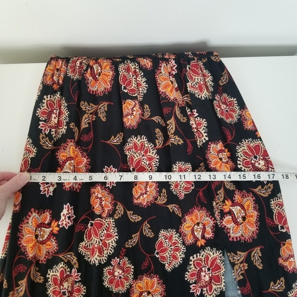 Band of Gypsies Floral Print Smocked Maxi Dress Side Slit Pockets Size M Boho - Picture 6 of 15